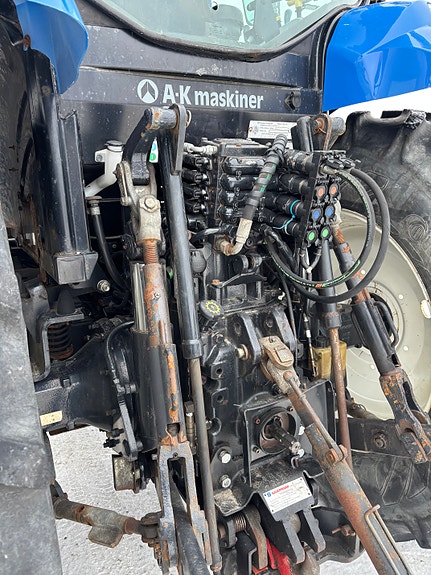 New Holland T6040 2011, kr 455 000,-