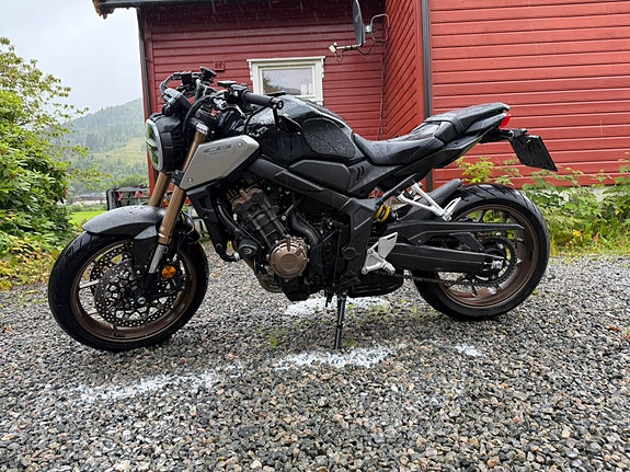 Honda CB650R 3 of 10