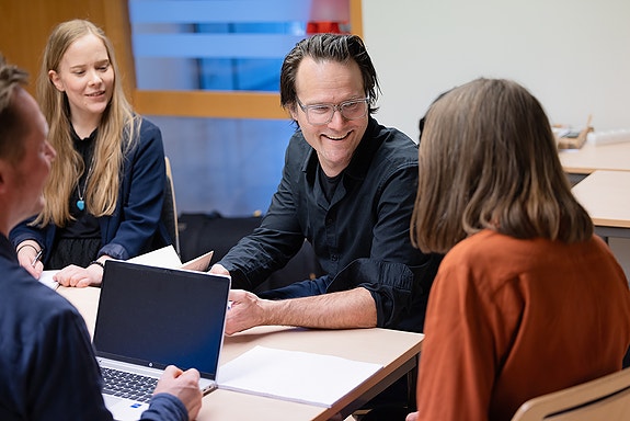 Buskerud fylkeskommune, Bibliotek og samfunn logo