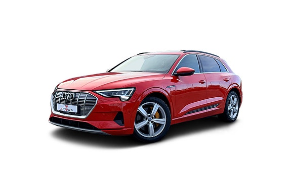 Audi e-tron 2 of 5