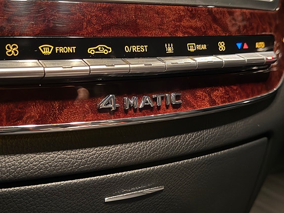 Mercedes-Benz S-Klasse 25 of 29