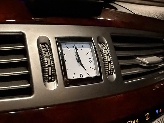 Mercedes-Benz S-Klasse 24 of 29