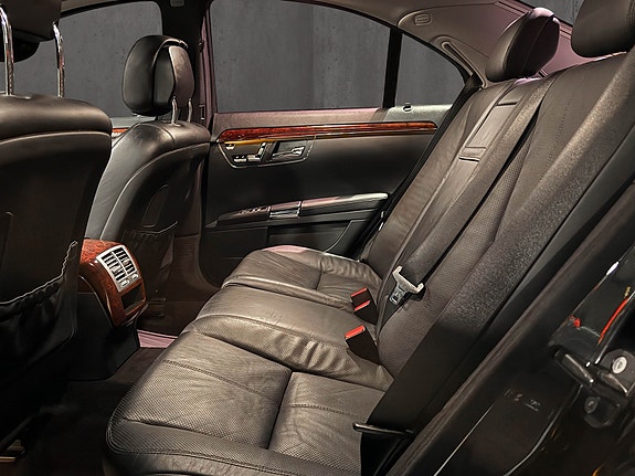 Mercedes-Benz S-Klasse 20 of 29
