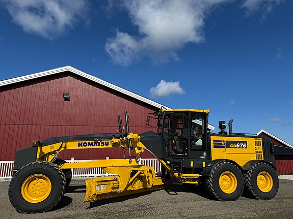 Komatsu GD675-7EO