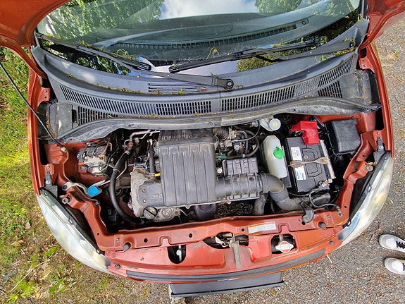 Suzuki Swift 14 of 15