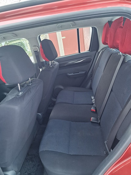Suzuki Swift 9 of 15