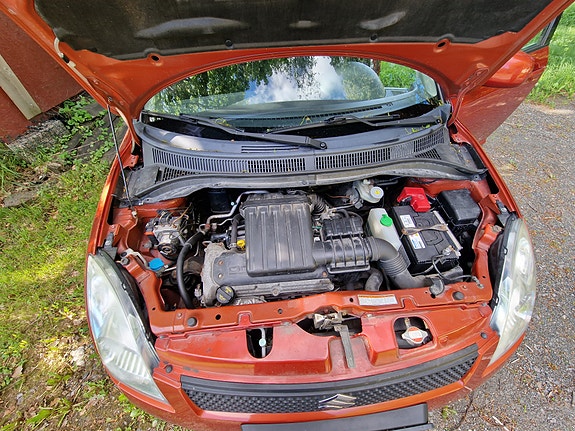 Suzuki Swift 6 of 15