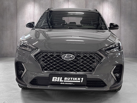 Hyundai Tucson 2 of 5