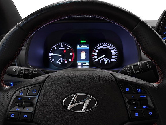 Hyundai Tucson 21 of 22
