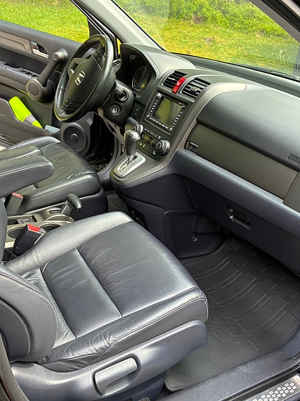 Honda CR-V 9 of 16