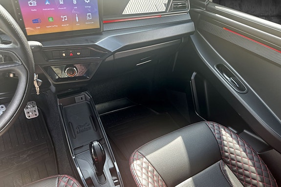 Ligier NEW JS50 Ultimate | 10" Multimedia | CarPlay | DAB | Ry 8 of 10