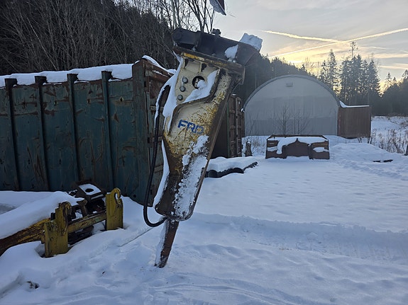 Furukawa F27 FRD Pigghammer