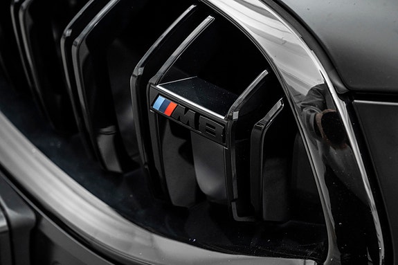 BMW M8 4 of 5