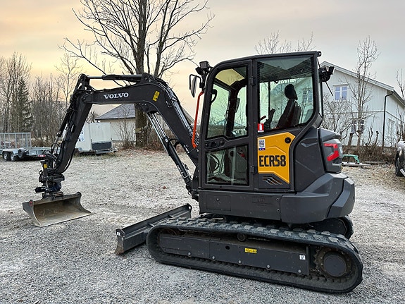 Volvo ECR58F med rotortilt TIL UTLEIE