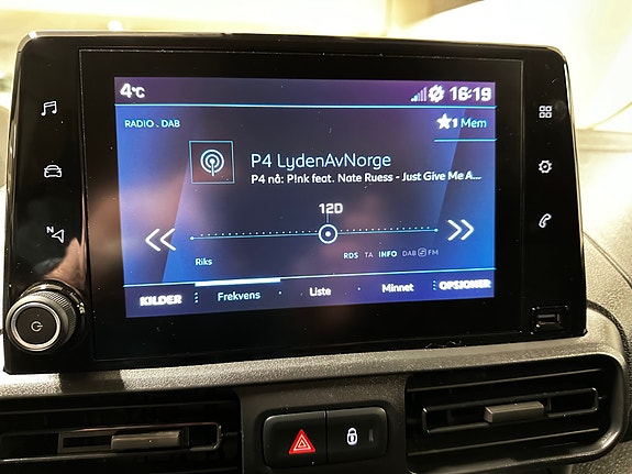 Peugeot Partner 26 of 30
