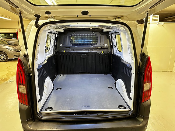 Peugeot Partner 16 of 30