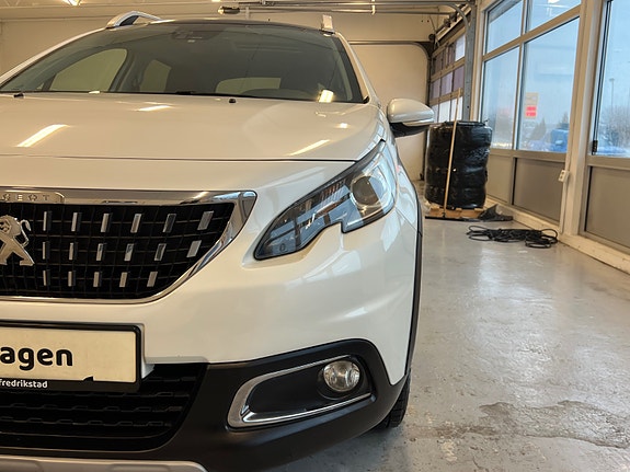 Peugeot 2008 7 of 21