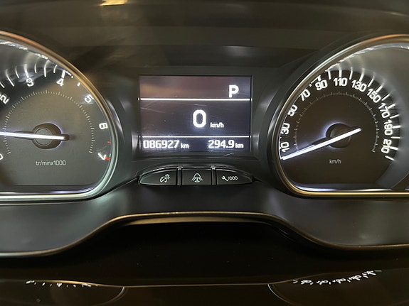 Peugeot 2008 14 of 21