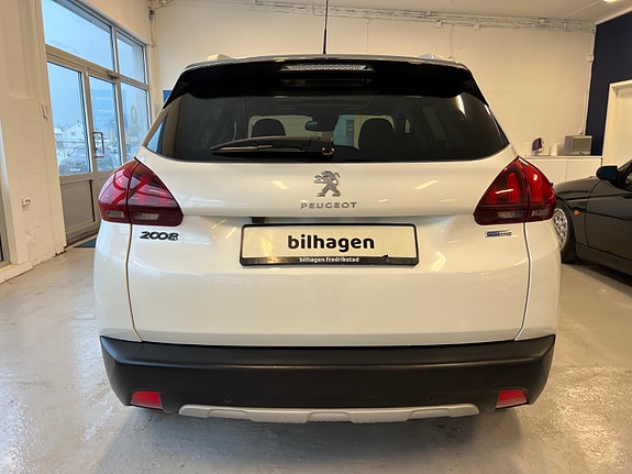 Peugeot 2008 9 of 21