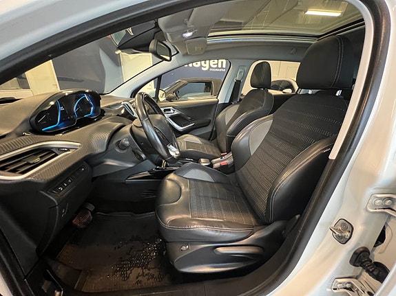 Peugeot 2008 11 of 21