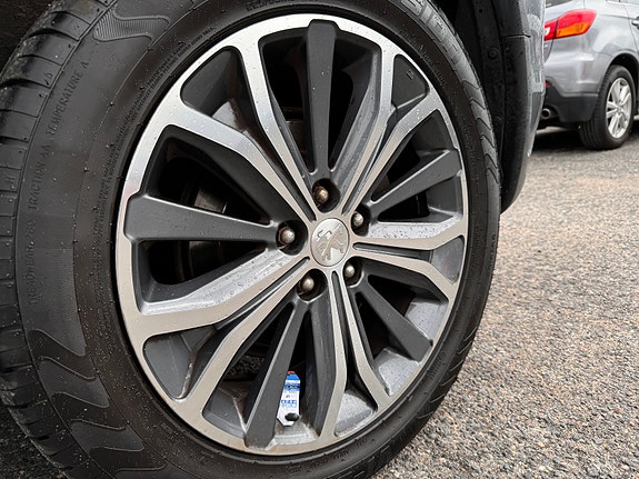 Peugeot 4008 7 of 15