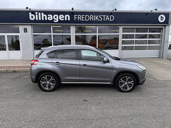 Peugeot 4008 3 of 5