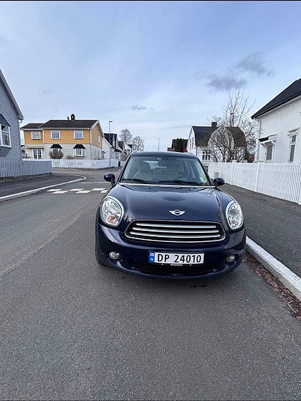 MINI Countryman Cooper D 5 of 5