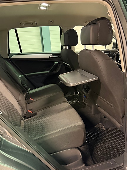 Volkswagen Tiguan 19 of 26