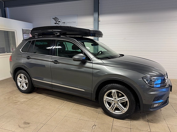 Volkswagen Tiguan 3 of 26