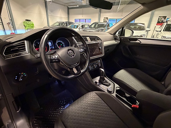 Volkswagen Tiguan 13 of 26
