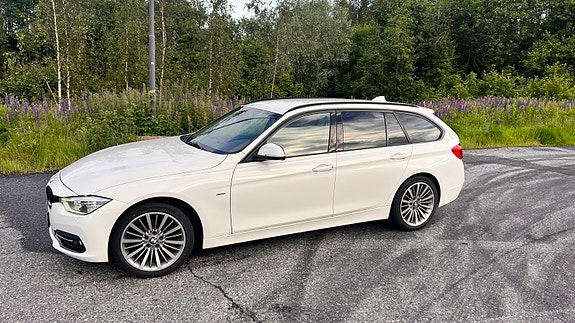 BMW 318i 7 of 29