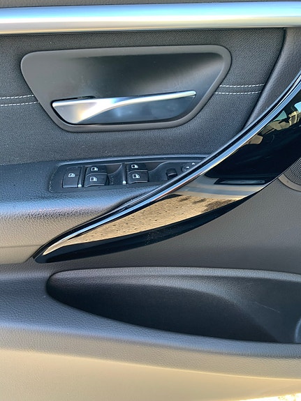 BMW 318i 14 of 29