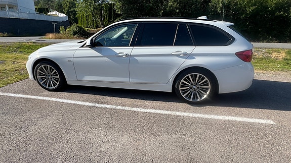 BMW 318i 11 of 29