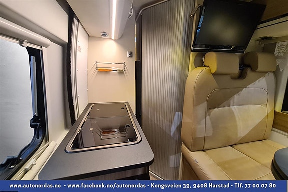  Trekkspilldør mellom kjøkken og bad/soverom