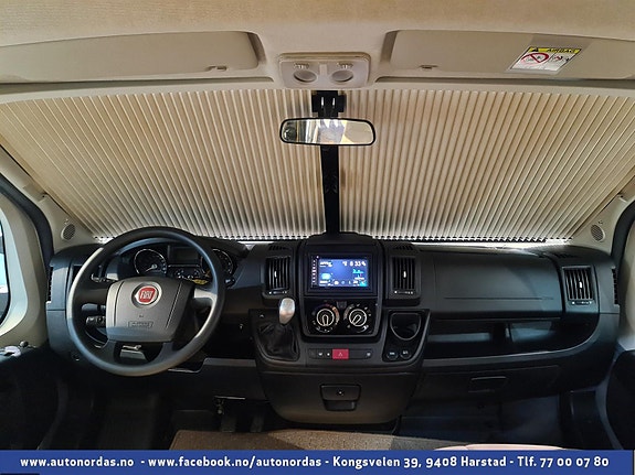  Integrert blendegardin frontvindu