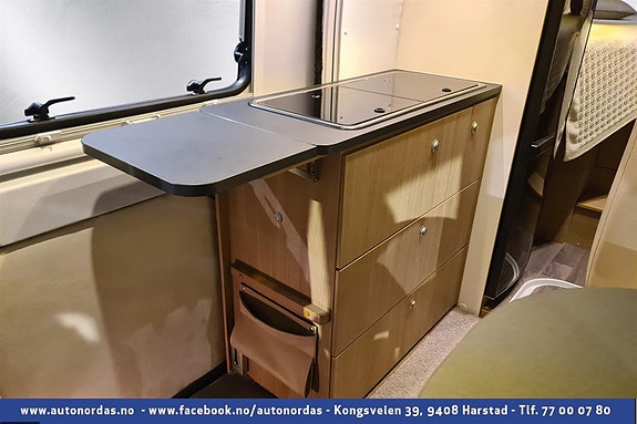  Ekstra klaff på kjøkkenbenk