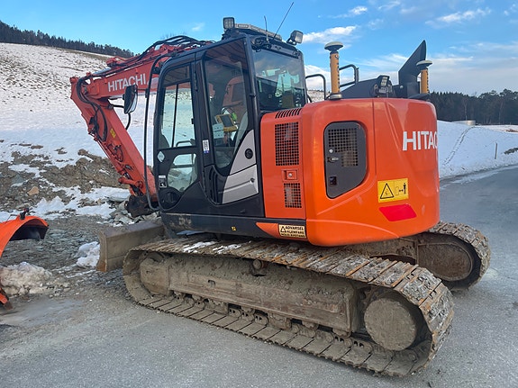 Hitachi ZX135US-6