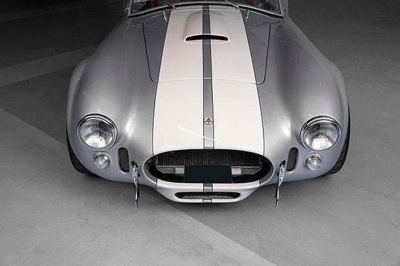 AC Cobra 11 of 30