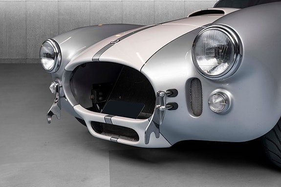 AC Cobra 7 of 30