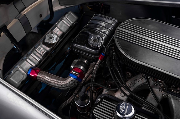 AC Cobra 24 of 30