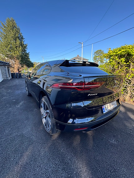 Jaguar I-PACE 5 of 5