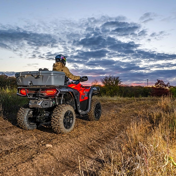 CFMOTO CFORCE 1000 TOURING ABS 6 of 7