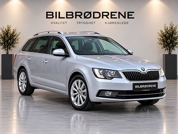 Skoda Superb 2 of 5