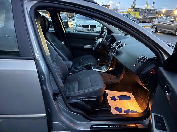 Volvo V50 15 of 22
