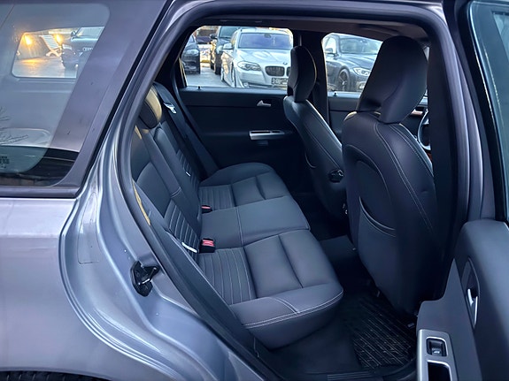 Volvo V50 17 of 22