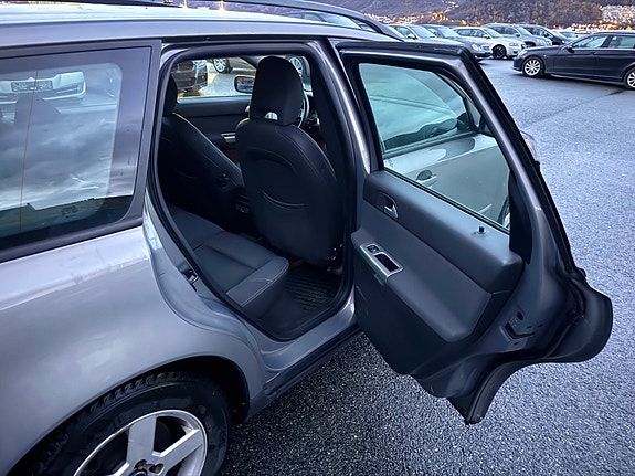 Volvo V50 16 of 22