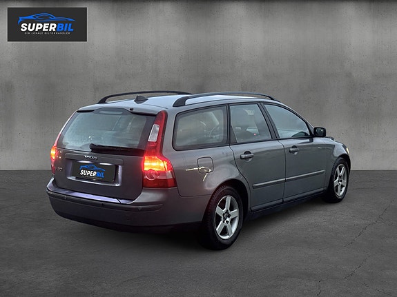 Volvo V50 7 of 22
