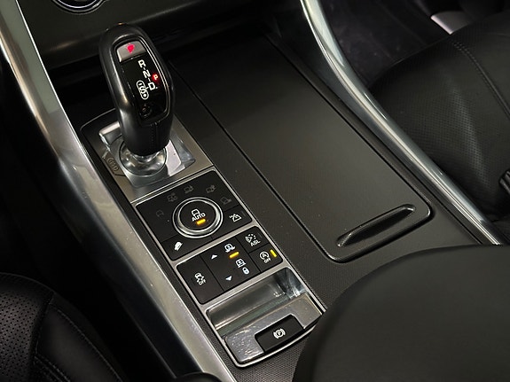 JAGUAR LAND ROVER LIMITED Range Rover Sport 16 of 29