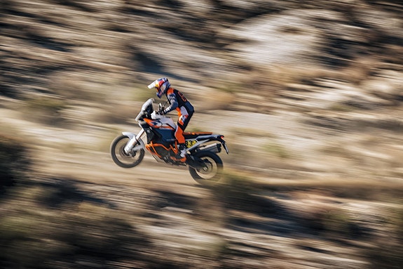 KTM 1390 Super Adventure R - BLAZE NEW TRAILS 12 of 27