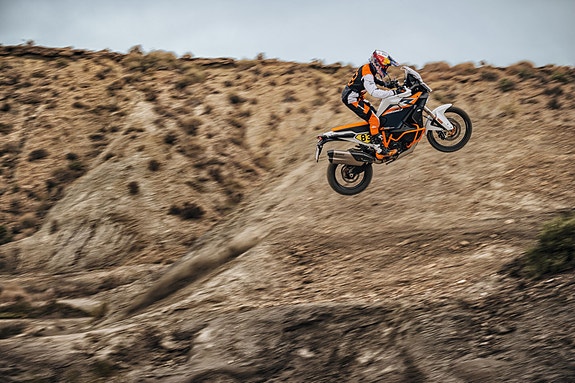 KTM 1390 Super Adventure R - BLAZE NEW TRAILS 17 of 27